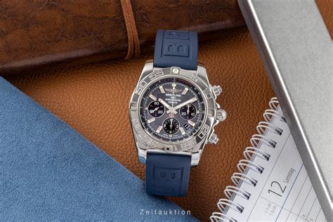 Breitling Chronomat 44 Airborne Chronograph Automatik Stahl.